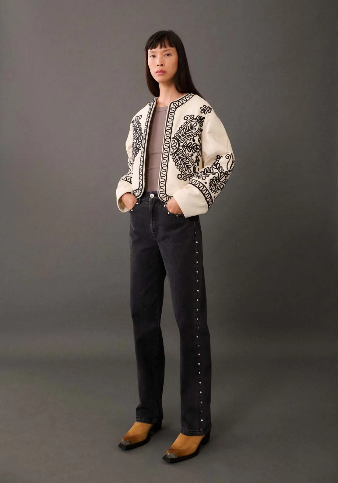100% cotton embroidered jacket - Light Beige