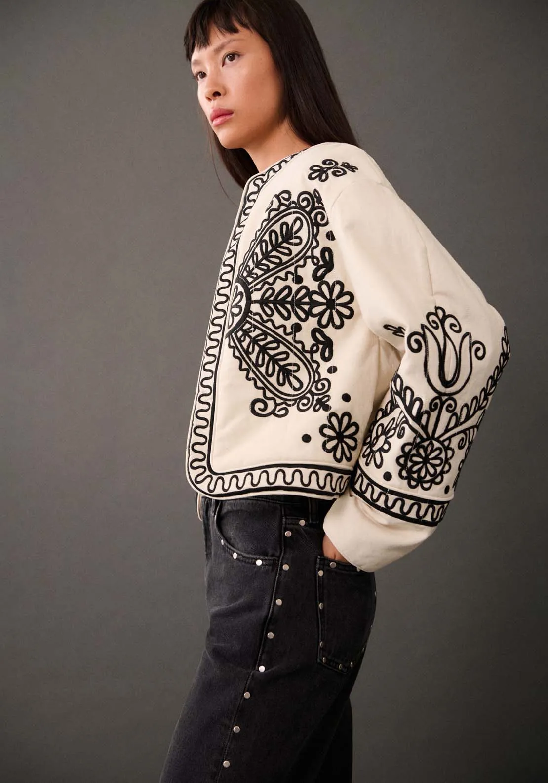 100% cotton embroidered jacket - Light Beige
