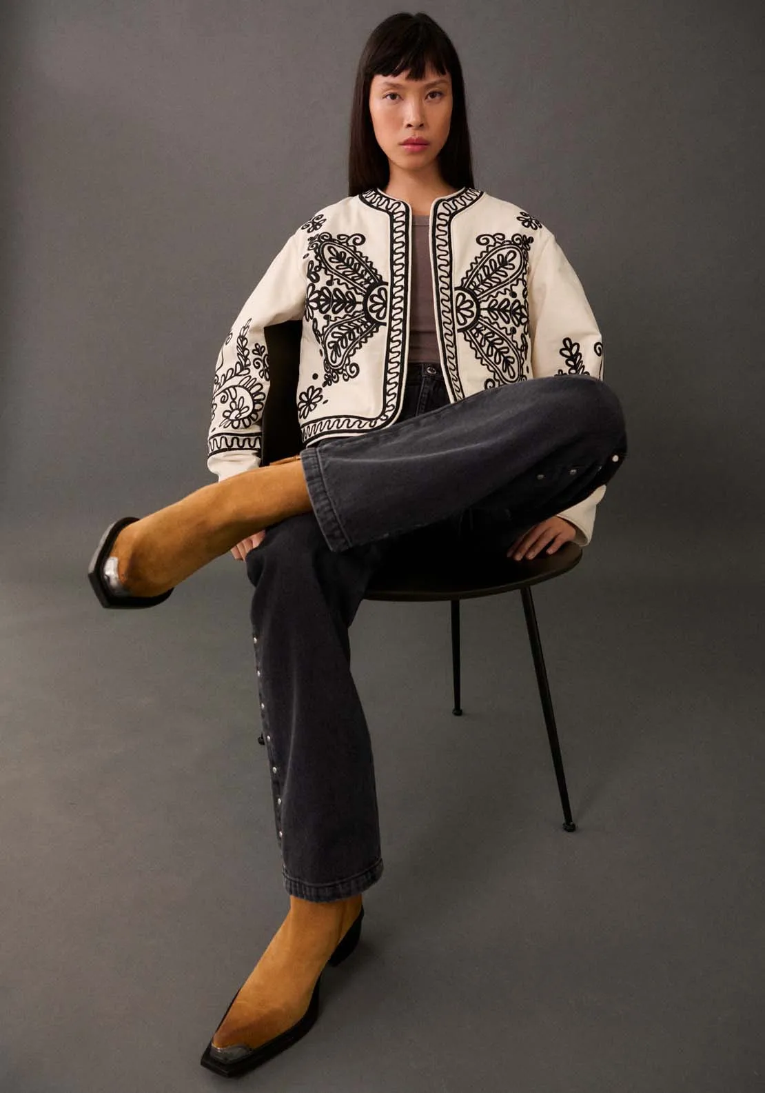 100% cotton embroidered jacket - Light Beige