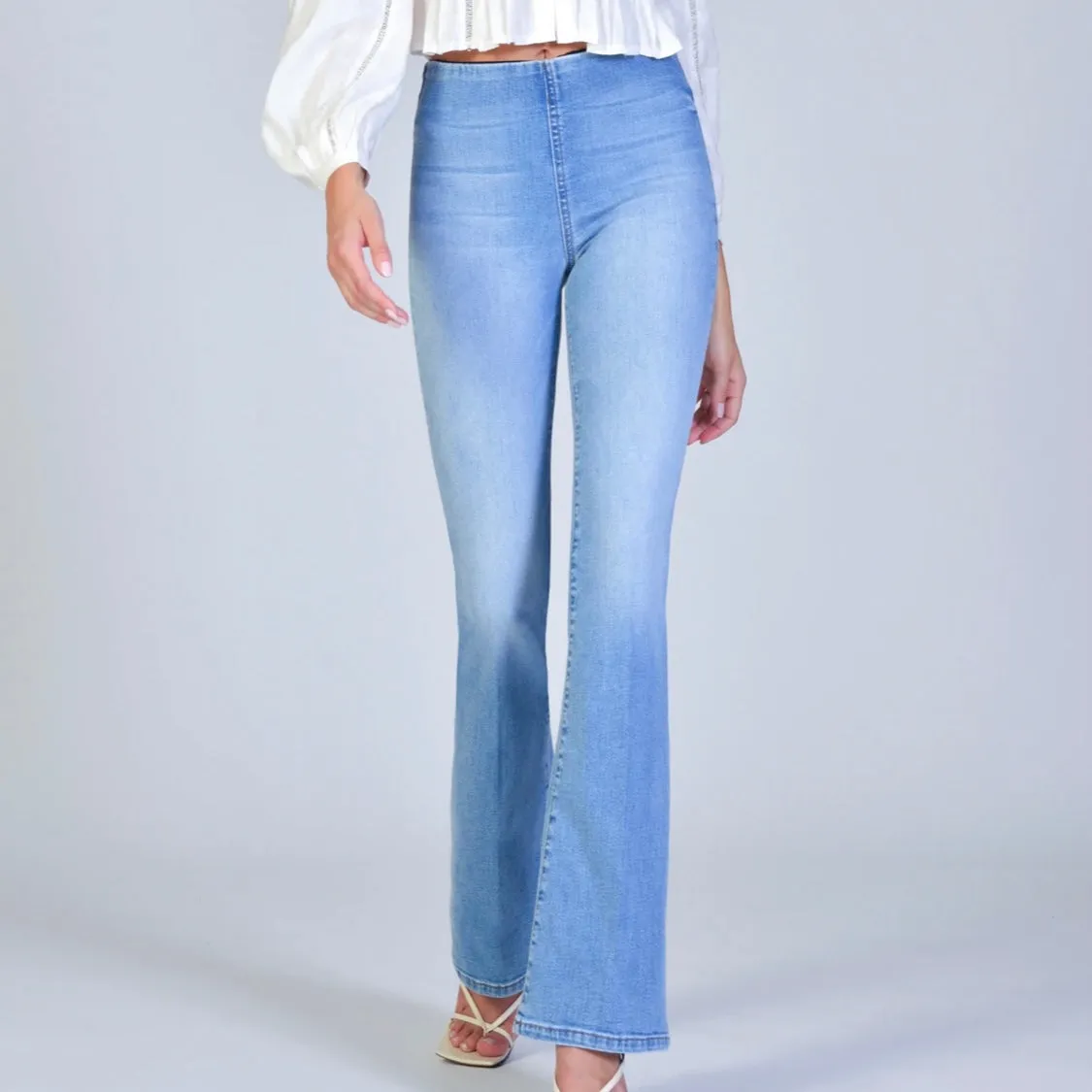 BLACK ORCHID Fernanda High Rise Pull On Flare