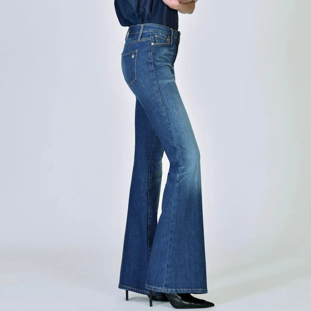 BLACK ORCHID Mia Skinny Flare