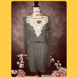 Brand New Llove ❤️ Dress 👗