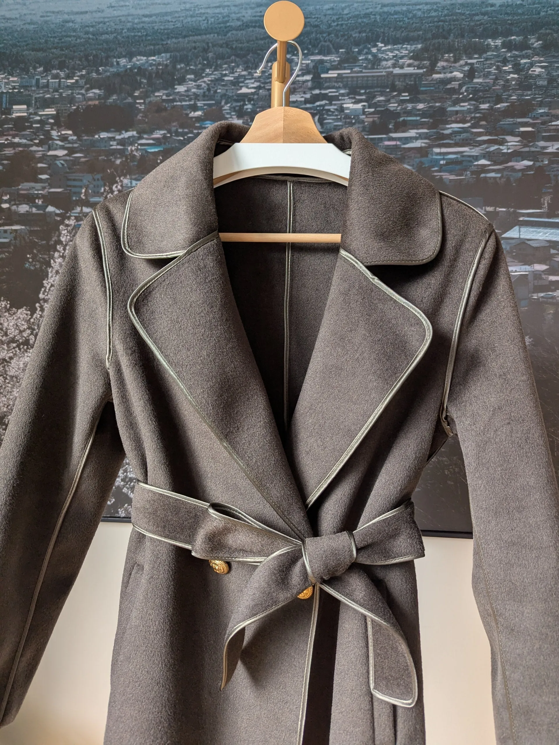 Brand New Wool Coat Size 6-8 FREE SHIPPING High Quality Wool 163