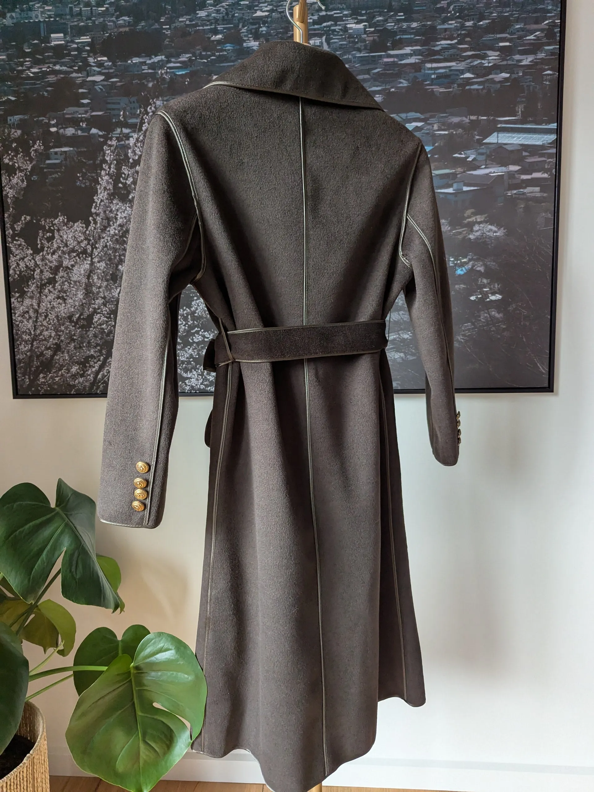 Brand New Wool Coat Size 6-8 FREE SHIPPING High Quality Wool 163