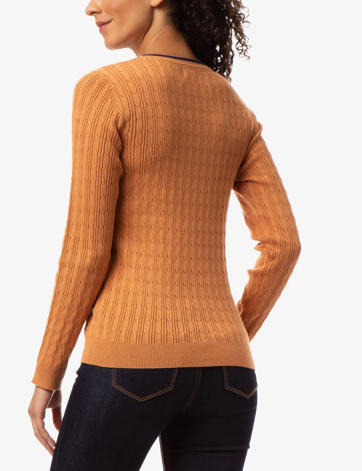 CABLE KNIT CREW NECK SWEATER