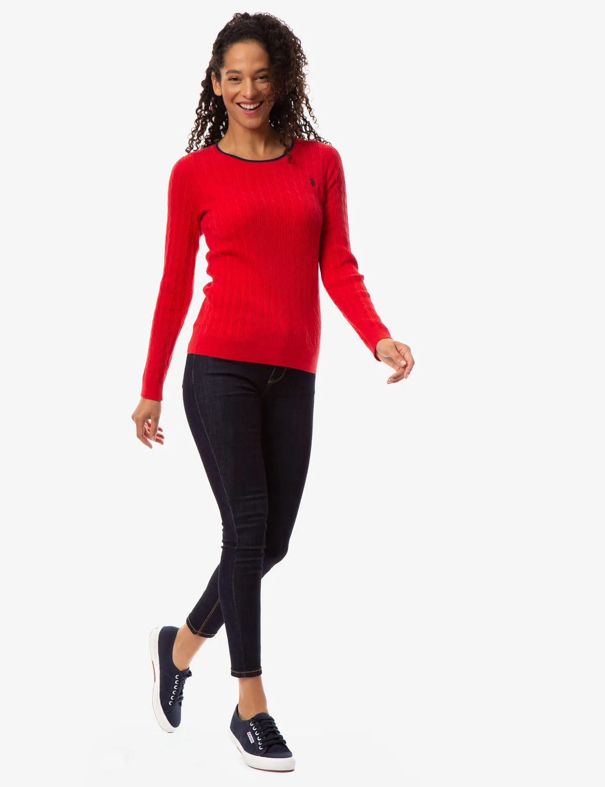 CABLE KNIT CREW NECK SWEATER