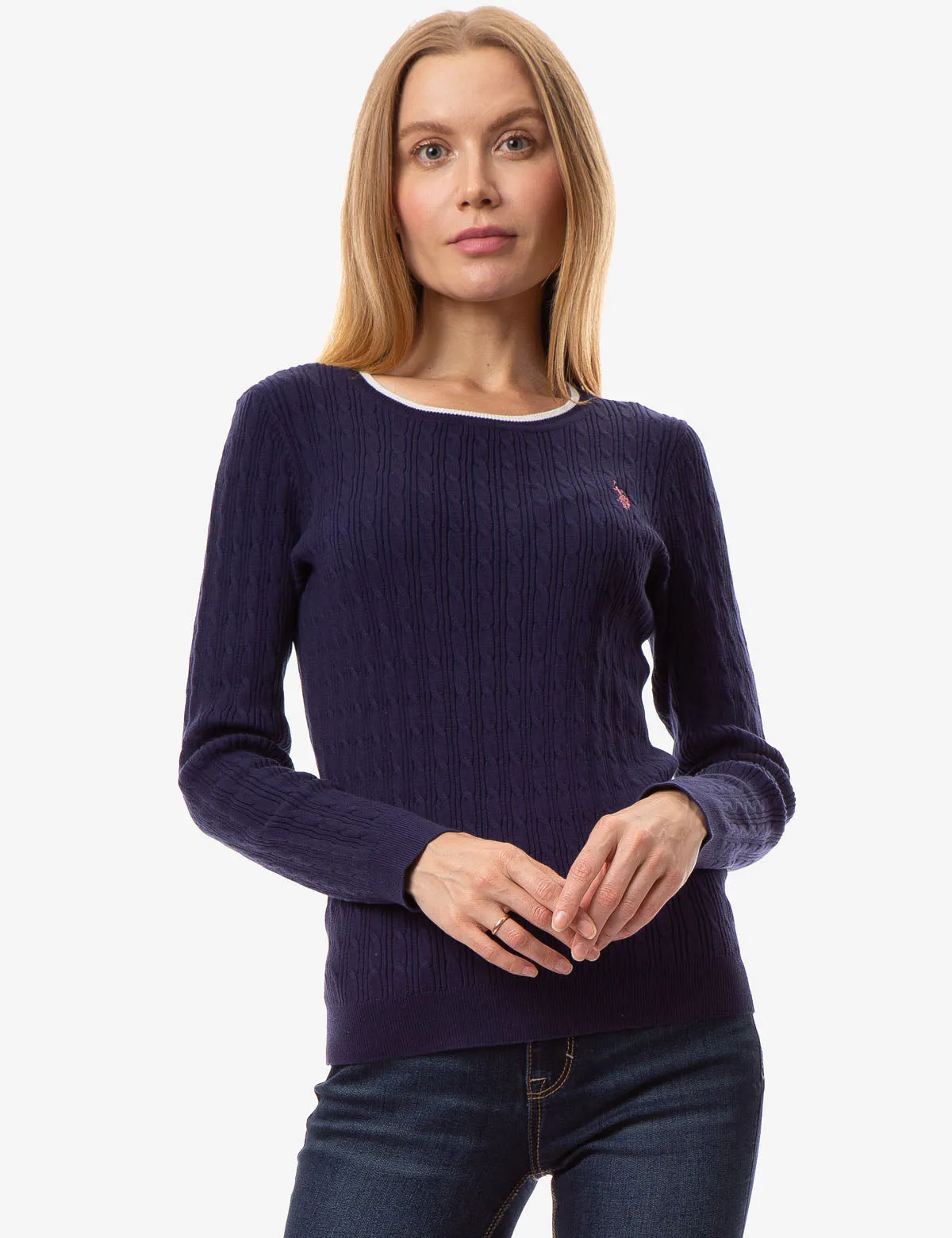 CABLE KNIT CREW NECK SWEATER