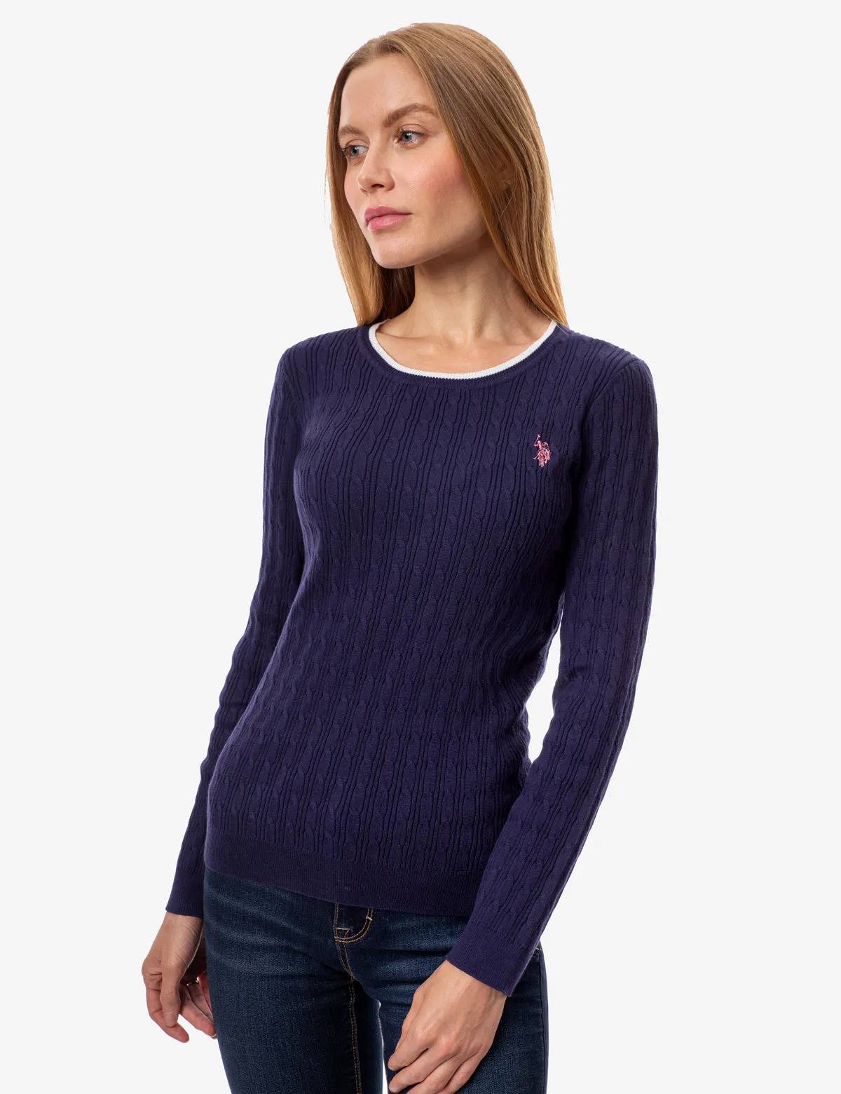 CABLE KNIT CREW NECK SWEATER
