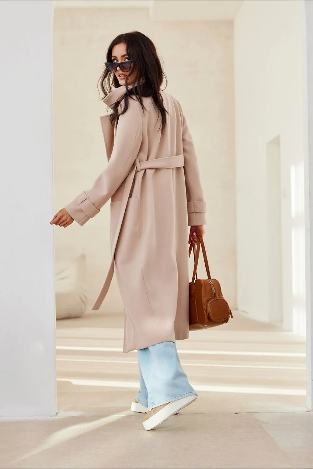 Elegant Belted Long-Sleeve Coat