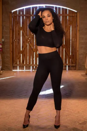 FINAL SALE-THE MYSTYLEMODE BLACK TWO PIECE LONG SLEEVE CROP TOP LEGGING SET