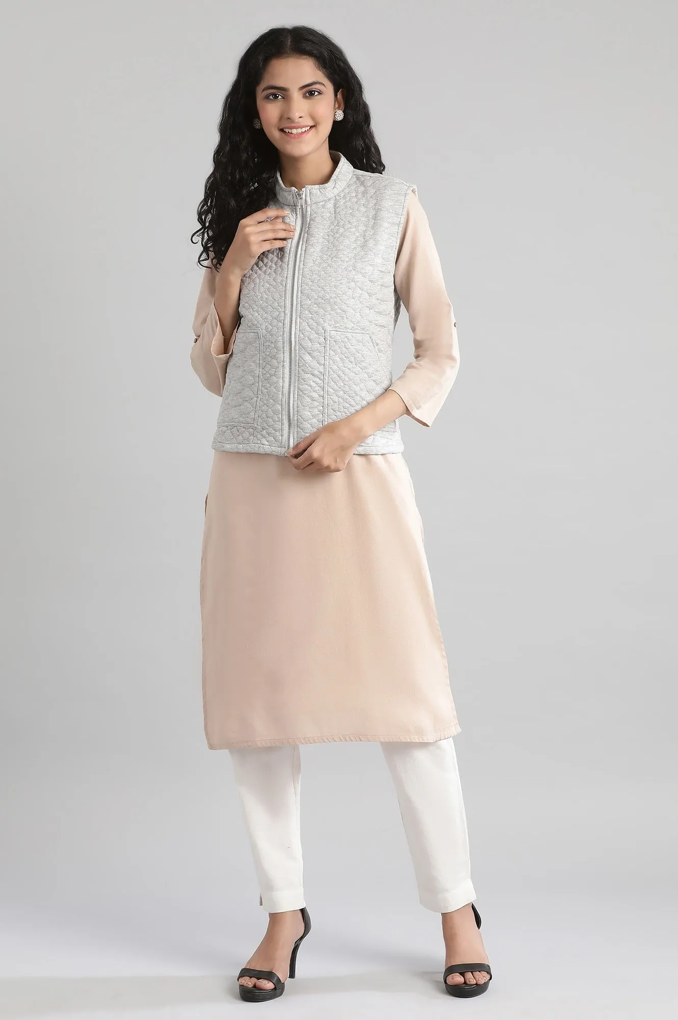 Grey Collar Neck Quilted Jacket