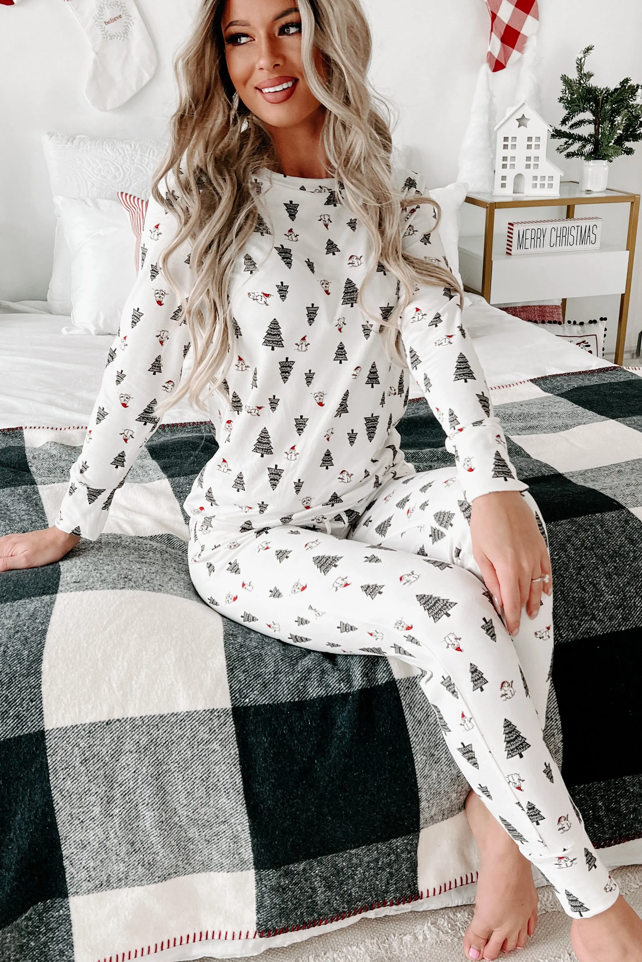Holiday Steal- Holiday Highs Fleece Lined Pajama Set (White)