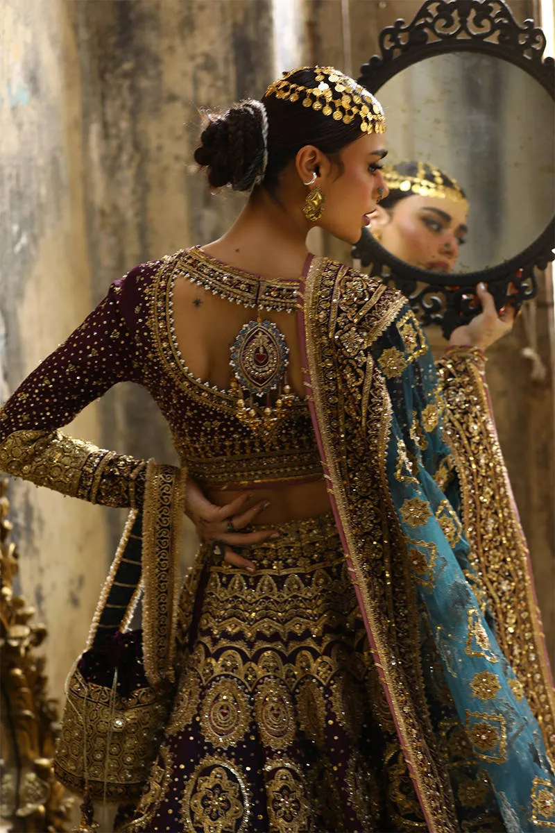 Malika Jaan   Pakistani Mehndi Lehenga choli