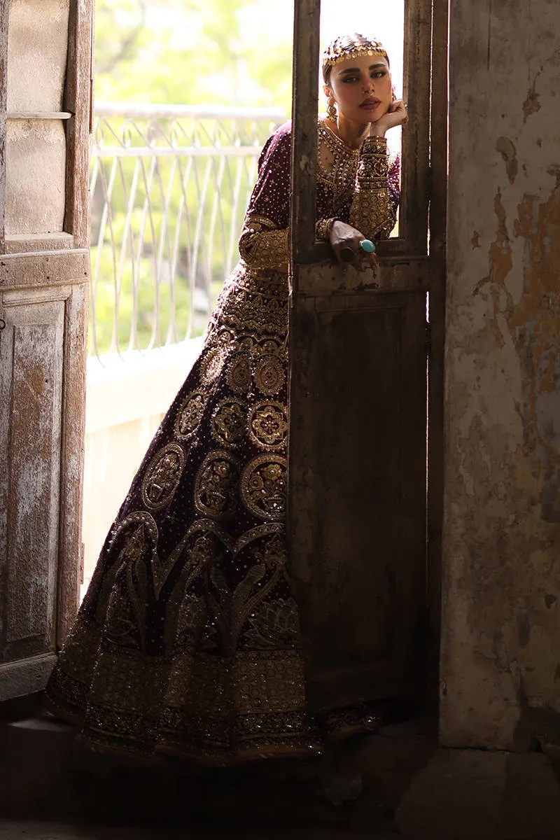 Malika Jaan   Pakistani Mehndi Lehenga choli
