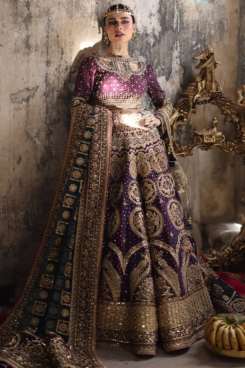 Malika Jaan   Pakistani Mehndi Lehenga choli