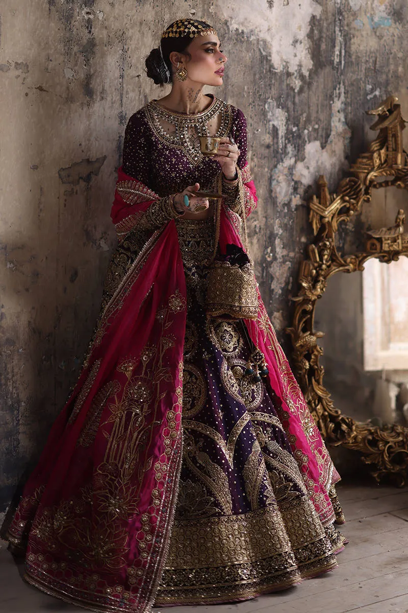 Malika Jaan   Pakistani Mehndi Lehenga choli