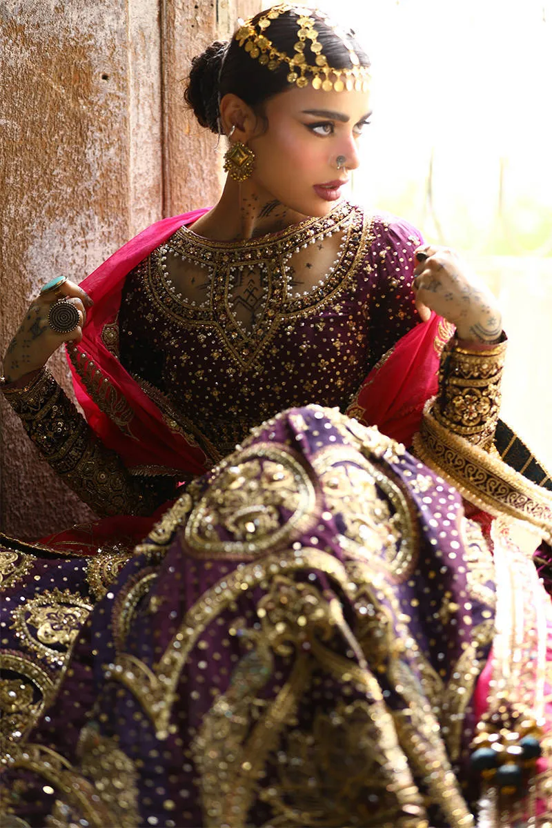 Malika Jaan   Pakistani Mehndi Lehenga choli