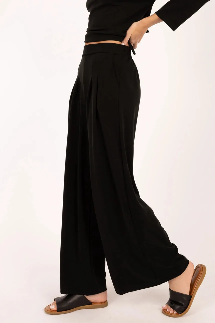 Mara Pleated Wide Leg