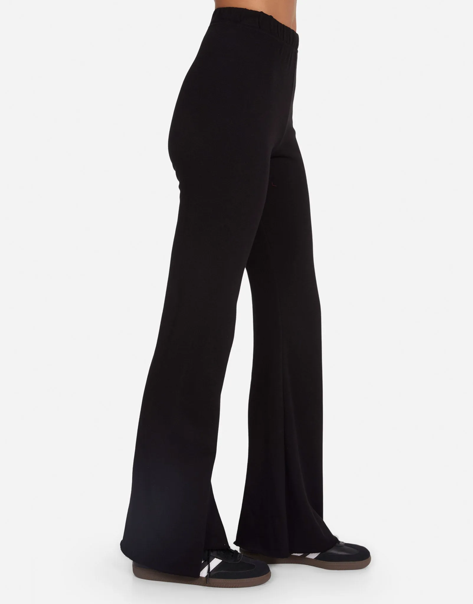 Ommin Black