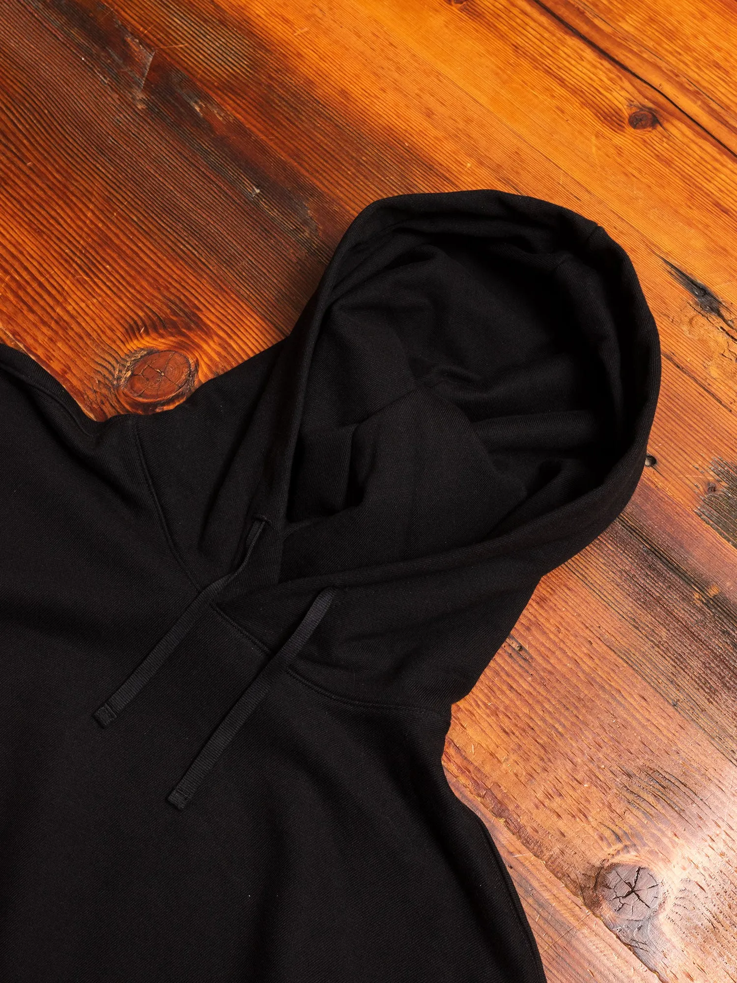 Pullover Hoodie in Black