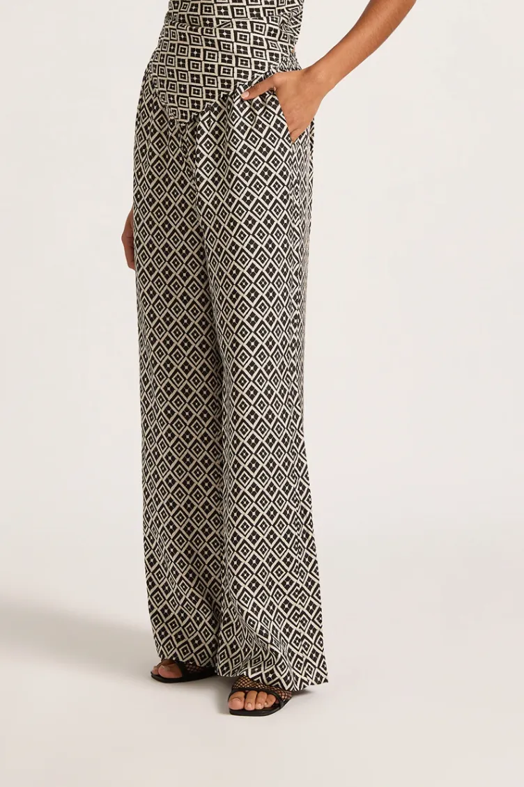 Simone Pant Daiya