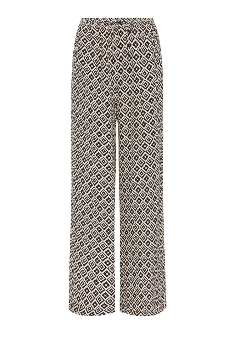 Simone Pant Daiya