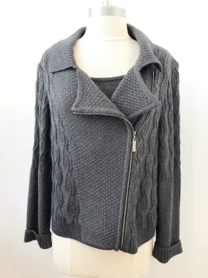 St. John 2-Piece Sweater Set Size S/M