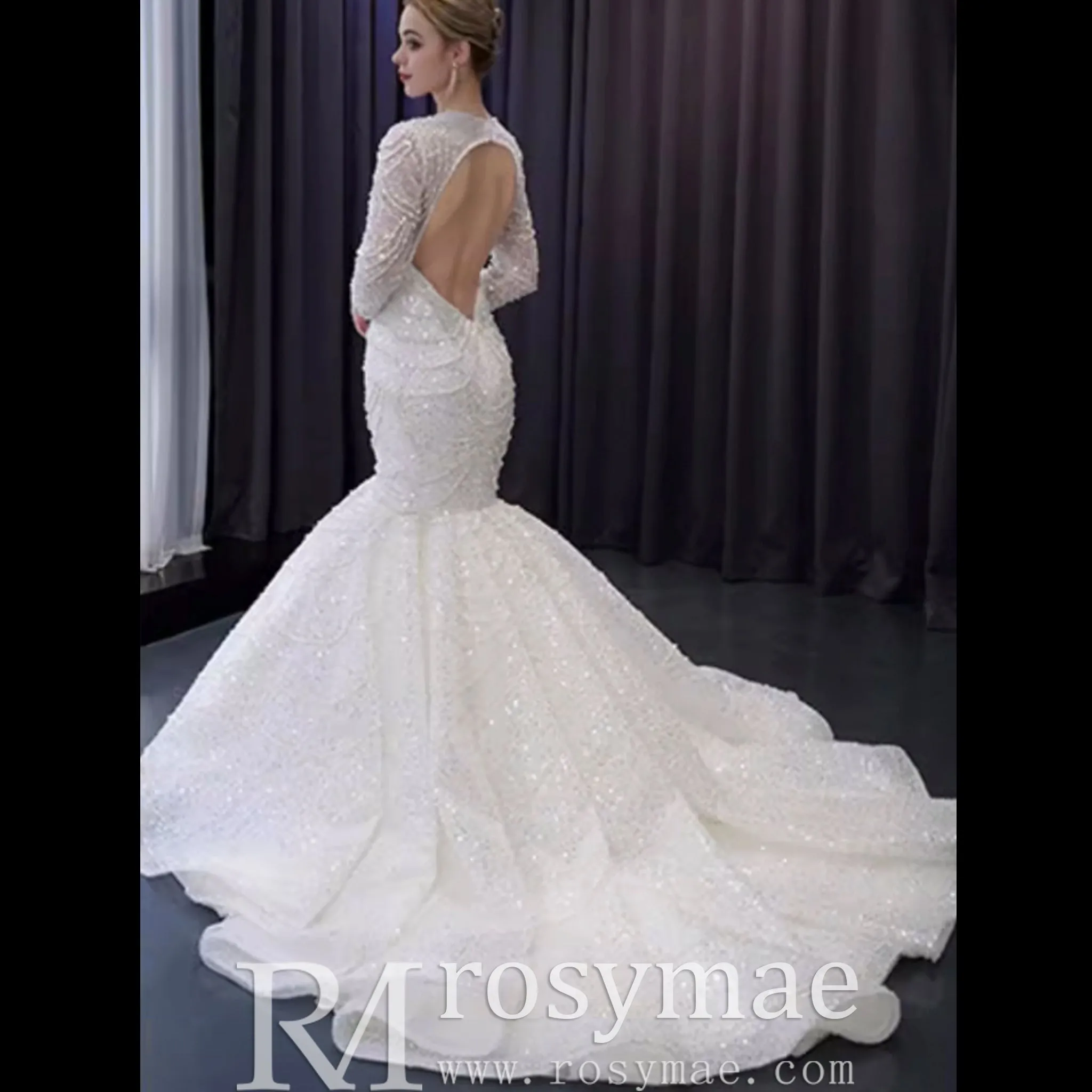 Stylish Queen-ann Neck Wedding Dress For Bride with Long Sleeve