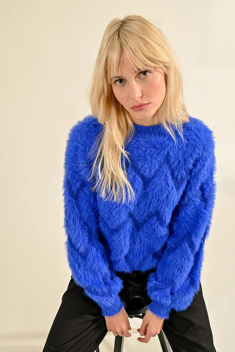 TEXTURED ZIG-ZAG PATTERN SWEATER