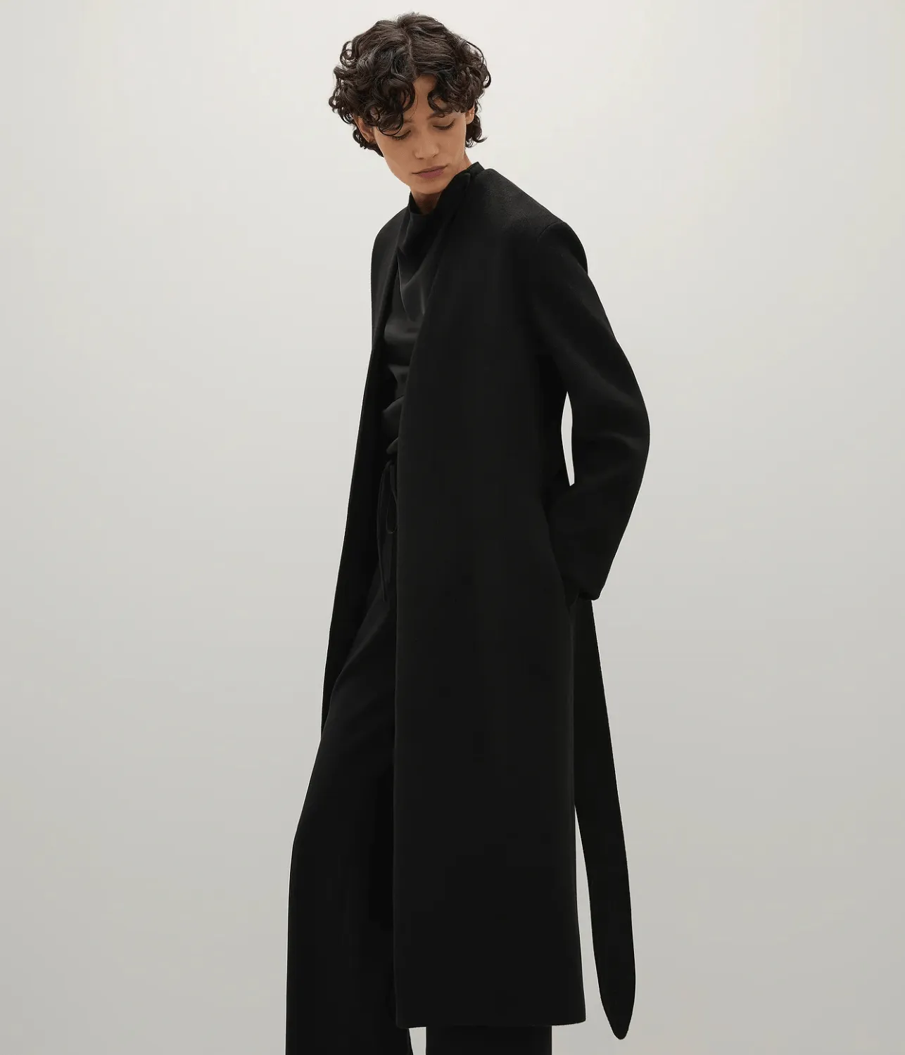 THE VERONIQUE COAT
