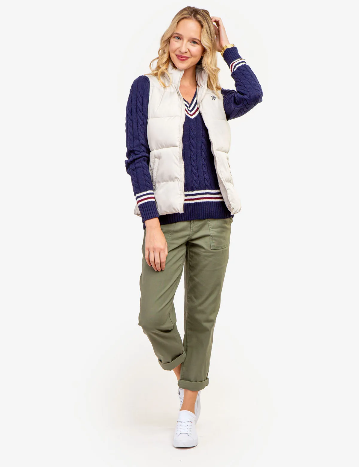 TIPPED CABLE V-NECK SWEATER