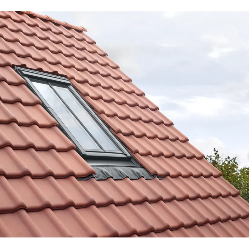 VELUX GGL FK06 SD5J2 White Painted Conservation Window for Tiles (66 x 118 cm)