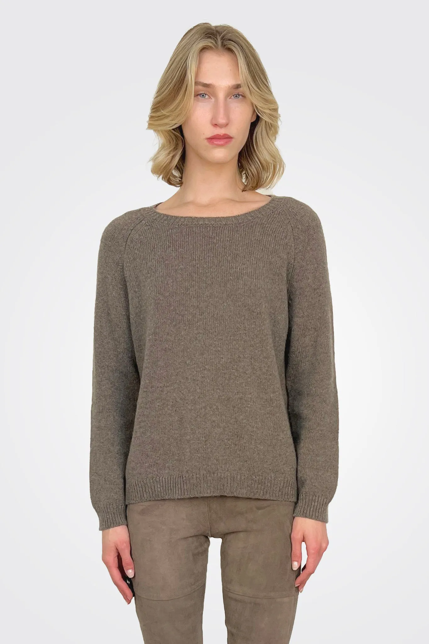 Wide Crew Neck Sweater - Brown