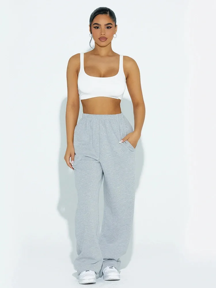 Wide-Leg Sweatpant