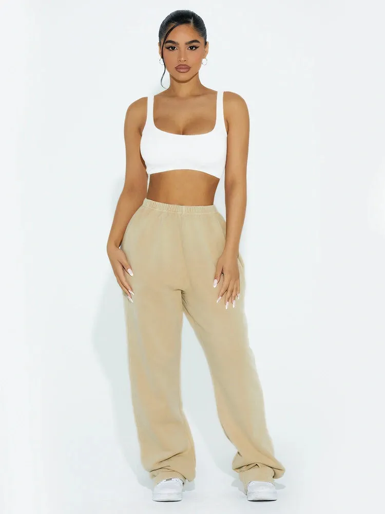 Wide-Leg Sweatpant
