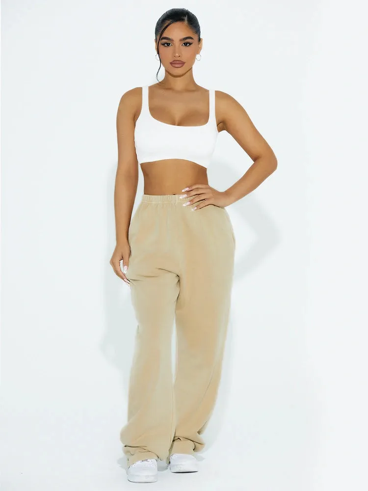 Wide-Leg Sweatpant