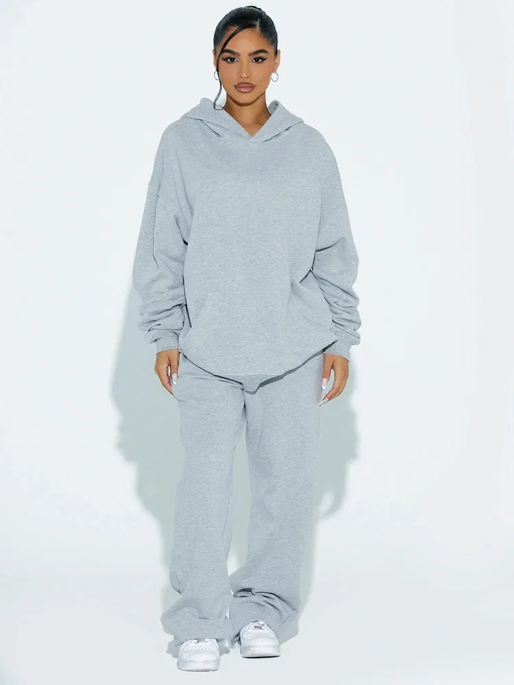 Wide-Leg Sweatpant