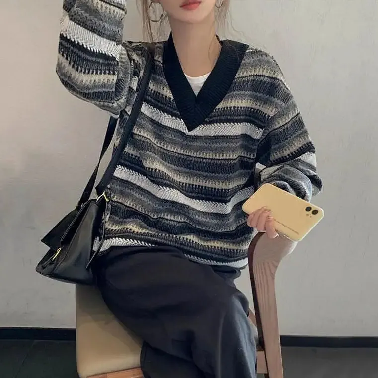 Y2K Vintage Aesthetic Full Zip Sweater for Modern Grandmas